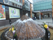 近鉄奈良駅前　行基像